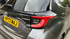 Toyota Yaris 1.5 Hybrid Design 5dr CVT Hybrid Hatchback